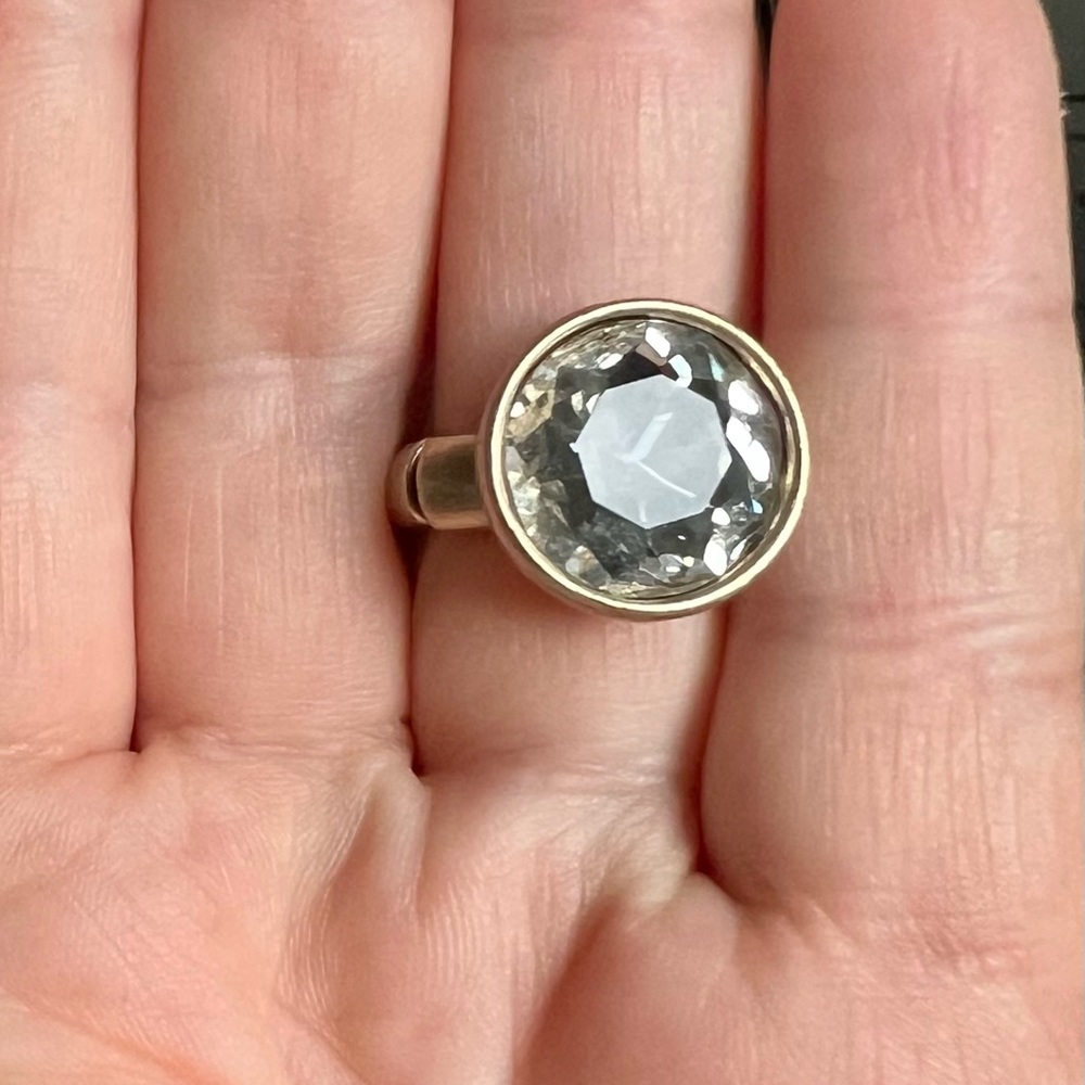 🌳Round Cut Faceted Green Quartz Stone Brushed Gold Stretch Ring by Cookie Lee